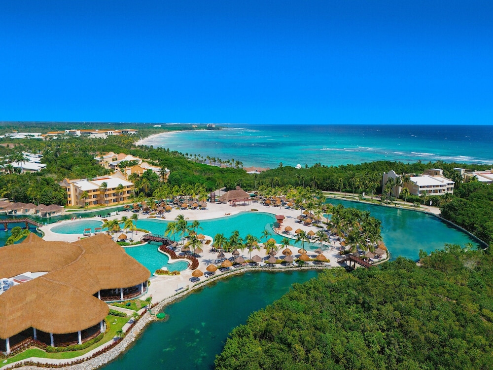 Cheap Caribbean logo